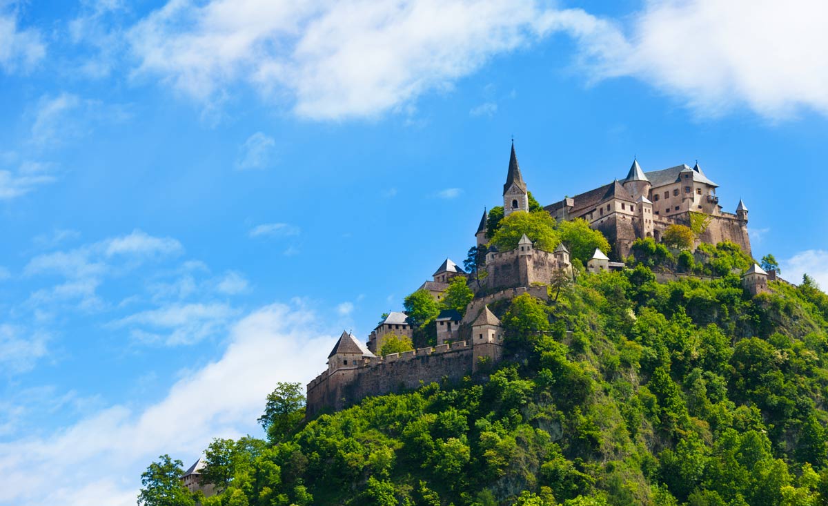 Wandern in Kärnten - Die Burg Hochosterwitz in Mittelkärnten